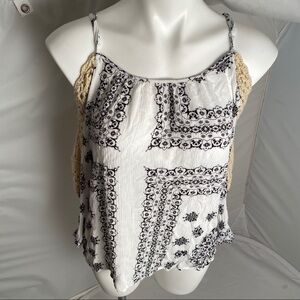 Umgee cold shoulder flowy boho top S